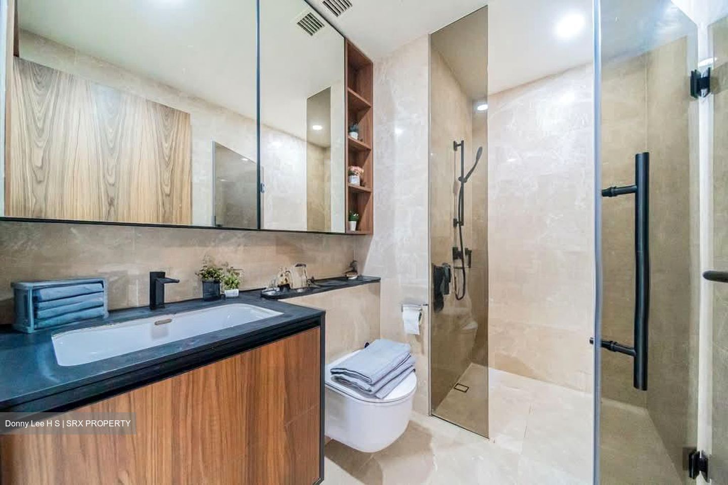 Coastline Residences (D15), Apartment #539366531